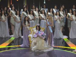 4 Potret Pemasangan Mahkota Miss Indonesia 2024 Ke Monica Sembiring