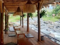 5 Rekomendasi Kafe Di Sentul Di View Gunung dan Sungai, Healing Santuy Sambil Kulineran