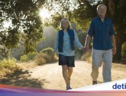 Rahasia Segar dan Panjang Umur Nenek 102 Tahun, Rajin Lakukan 3 Hal Ini