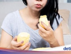 Makan Durian Bisa Bikin Gairah Seksual Meresahkan, Ini Faktanya!