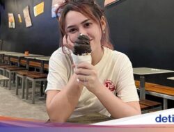 Doyan Kulineran, Ini Momen Happy Asmara Pada Jajan Es Krim dan Sate