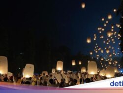 Borobudur Menyala.. Ratusan Lampion Hiasi Langit Malam Waisak 2024