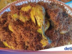 Resep Ayam Goreng ala RM Padang yang Bertabur Rempah Gurih Wangi