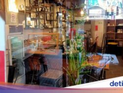 Hadeh, Bule Ngamuk dan Banting-banting Produk Internasional Kafe gegara Dilarang Merokok