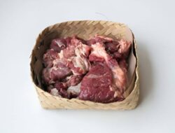 10 Ciri-ciri Kolesterol Naik Setelahnya Makan Daging Kurban