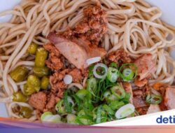 10 Tempat Makan Enak Ke Pasar 8 Alam Sutera, Soto hingga Bakmi Jambi