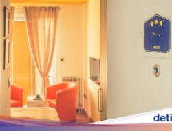 Turis Mabuk Masuk Hotel, eh… Hancurkan Pintu Kamar