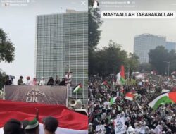 4 Seniman Indonesia Ikut Aksi Penolakan All Eyes on Rafah Ke Didepan Kedubes AS, Tegas Bela Palestina