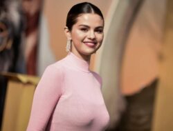 7 Seniman Hollywood Ini Sangat Religius, Selena Gomez Percaya Tuhan