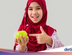 Apa Ada Buah Segar yang Haram Dimakan Bersama Muslim?