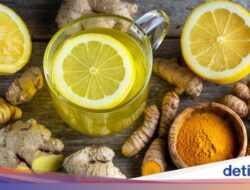 Bikin Sehat! Ini 7 Manfaat Konsumsi Kunyit Bersama Bersama Jahe