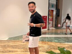 Bobby Saputra, Chindo yang Ngaku Kaya Ternyata Suka Pakai Sandal Di Hangout