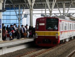 Celah Kreatif Mendongkrak Promosi Politik Pemasaran Hingga KRL Commuter Line