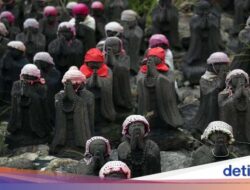 Deretan Patung Jizo Karena Itu Objek Wisata Ke Prefektur Tochigi Jepang