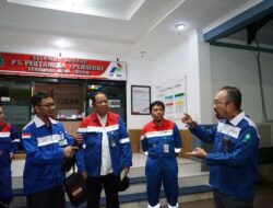Dirut Pertamina Patra Niaga Turun Langsung Untuk Cek Situasi Pipa Tuban