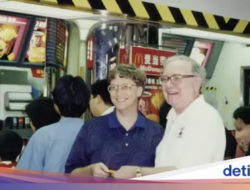 Eksklusif! Bill Gates dan Warren Buffett Punya Kartu Emas McDonald’s