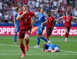 Italia Tertinggal Di Swiss Di Putaran Pertama