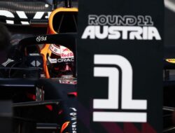 Max Verstappen Rebut Pole Position!