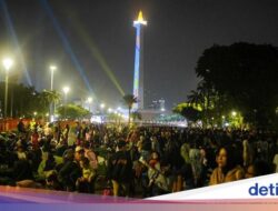 HUT DKI, Warga Tumpah Ruah Ramaikan Jakarnaval Hingga Monas