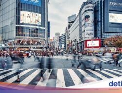 Genangan Air Turis, Jepang Ingin Naikkan Harga Tempat Wisata