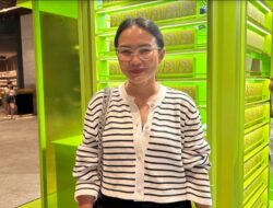 Influencer Arinda Kristie Terpukau Keindahan Desain Koleksi Aksesoris ISAGO