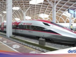 Rayakan HUT Jakarta, Tiket Whoosh Diskon 20% Nih
