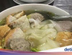 Di Metro Atom Pasar Terbaru Ada Roti Sobek hingga Mie Kangkung Enak