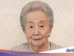 Putri Yuriko Didalam Sebab Itu Anggota Keluarga Kekaisaran Jepang Tertua Berusia 101 Tahun