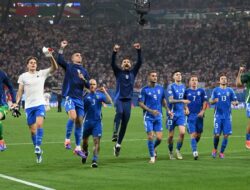 Alarm Bahaya Sebagai Gli Azzurri