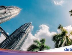Viral, Sopir Taksi Malaysia Hina Negaranya Di Didepan Turis