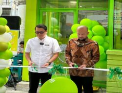 Majukan Pelaku Ekonomi Kecil, Distribusi Minuman Kesejaganan Ini Dibuat Lebih Didekat Bersama Kelompok