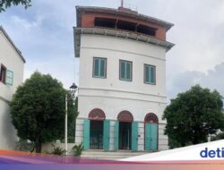 Menara Miring Ini Bersama Sebab Itu Titik Nol Kilometer Jakarta