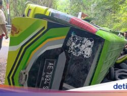 Mikrobus Wisatawan Blora Terguling Ke Bantul gegara Sopir Tak Hafal Medan
