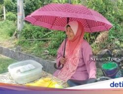 Nenek 82 Tahun Ini Senang Jualan Kue Bersama Hasil Rp 34.500 Sehari