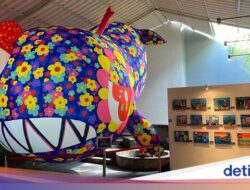 Jalan Braga Full Colour, Ada Pameran Karya Seni yang Lucu Banget Nih