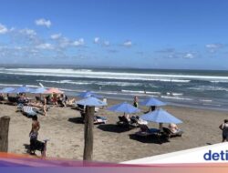 Pantai Batu Bolong, Surga Tersembunyi Ke Bali, Tempat Unjuk buat Surfing