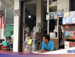 Pasar Literatur Kwitang Melawan Zaman