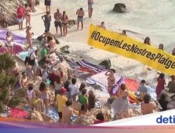 Warlok Resah Sama Turis hingga Kompak Usir Mereka Bersama Pantai