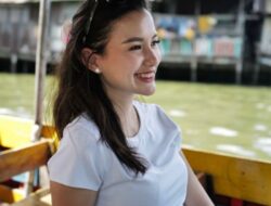 Profil Sarah Menzel, Influencer yang Dari Sebab Itu Tunangan Azriel Hermansyah