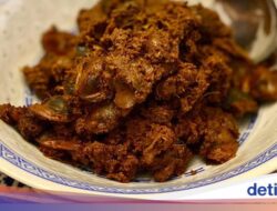 7 Cara Bikin Daging Rendang Empuk Tanpa Presto