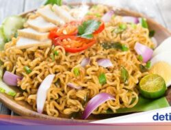 Pesan Indomie Telur Setengah Matang Hingga Malaysia, Pembeli Dapat Plot Twist!