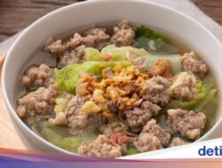 Resep Sup Sawi Putih dan Ayam Cincang, Segar Gurih Sebagai Makan Siang