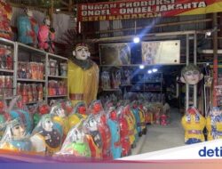 Kisah Ondel-ondel Ikon Jakarta Dulu Boneka Tolak Bala, Alat Ngamen Ke Jalanan