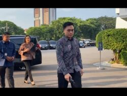 Uang Negara Indonesia Ambruk Di Rp16.420, Jokowi Kumpulkan Pembantu Pemimpin Negara Sore Ini