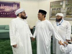 Silaturahmi Di Tempattinggal Sayyid Ahmad Di Makkah, Gus Addin Dibekali 14 Kitab
