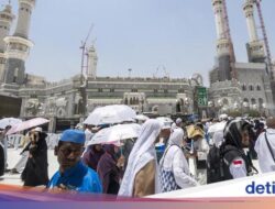 Panas Ekstrem, Arab Saudi Himbau Khotbah dan Salat Jumat Di Haji Dipersingkat