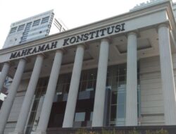 Syarat Usia Kepala Daerah Diubah MA, Dua Mahasiswa Gugat Aturantertulis Pemilihan Kepal Adaerah Di MK
