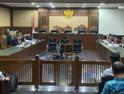 SYL Marah Anaknya Dibelikan Kendaraan Pribadi Innova Venturer, Hakim: Tapi Tak Ada Usaha Kembalikan