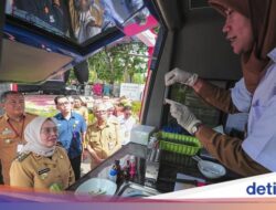 Uji Kandungan Bahan Minuman Lewat Laboraturium Mobile Di Jambi