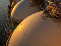 Uni Eropa Jatuhkan Hukuman Politik Pertama Pada LNG Rusia